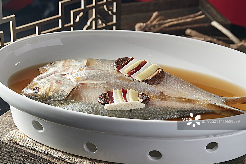 白水蒸鲥鱼图片素材