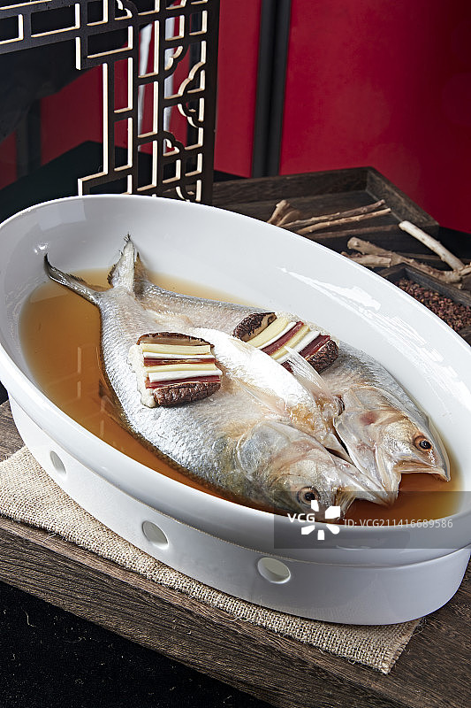 白水蒸鲥鱼图片素材