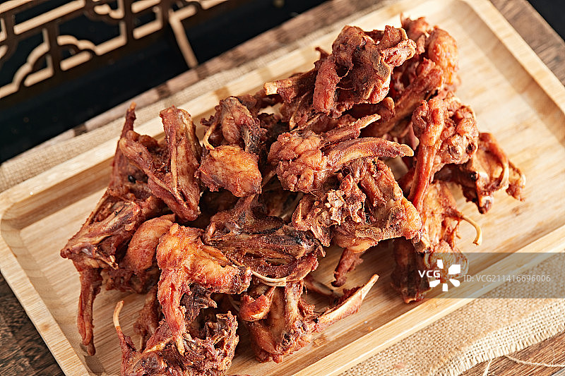 西餐油炸鸡叉骨鸡架图片素材