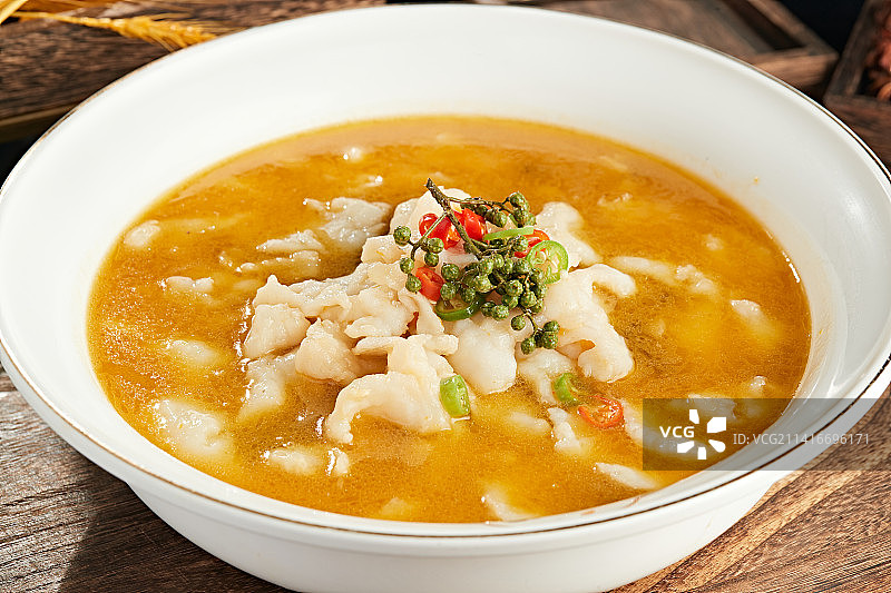 藤椒酸汤草鱼片图片素材