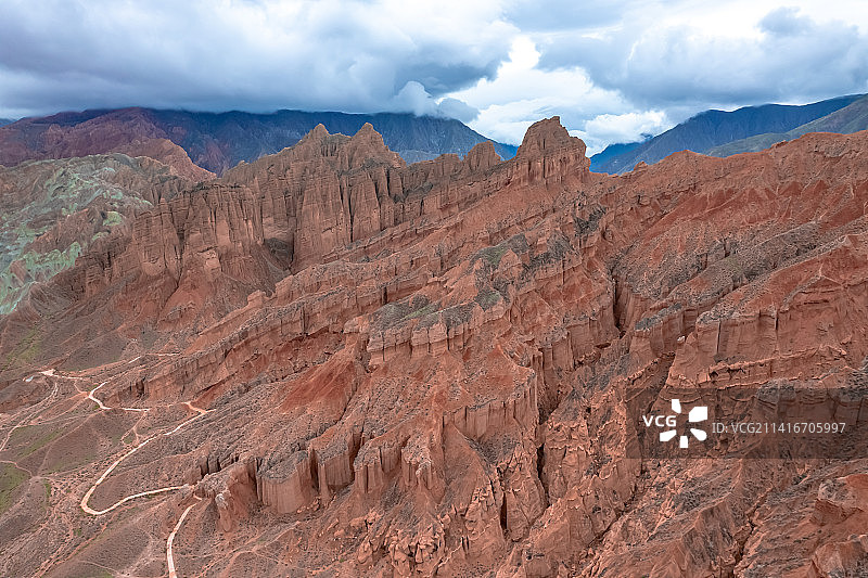青海贵德阿什贡七彩土林黄河丹霞图片素材
