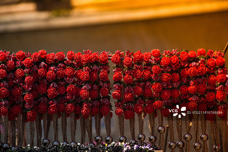 土耳其出售的彩色人造花环图片素材