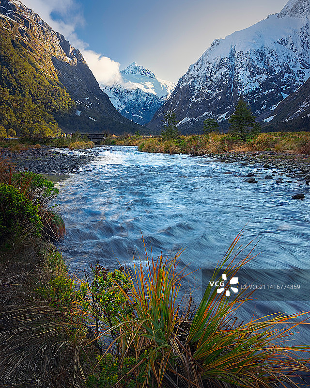 新西兰南地的湖光山色图片素材