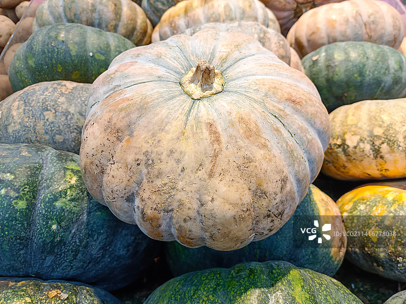印度尼西亚坤甸市场出售的南瓜全画幅照片图片素材