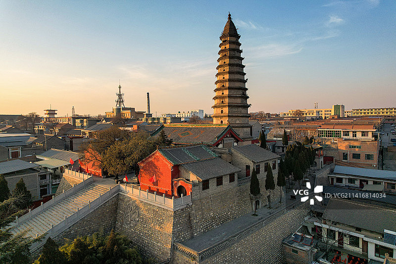 中国山西省运城市新绛县龙兴寺航拍图片素材