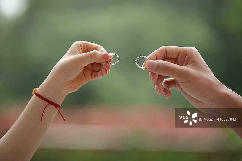 结婚领证图片素材