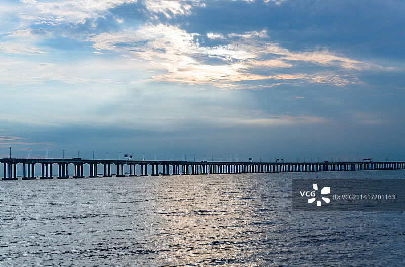 深圳宝安海景与广深沿江高速跨海公路图片素材