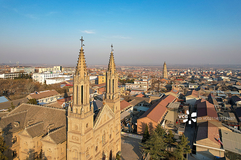 中国山西省运城市新绛县天主教堂航拍图片素材