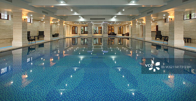 房地产-会所游泳池图片素材