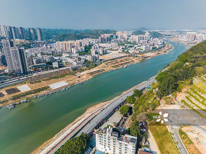 广西梧州城市建筑航拍万秀区桂江风光图片素材