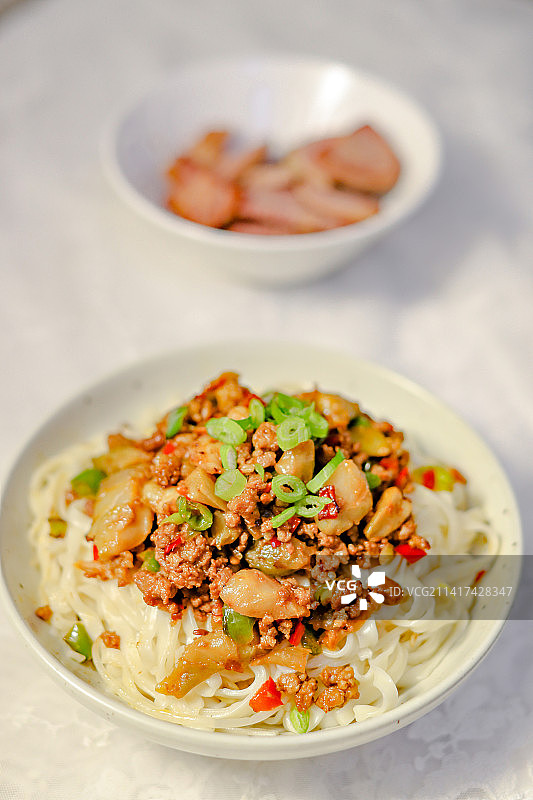 榨菜肉末拌面图片素材