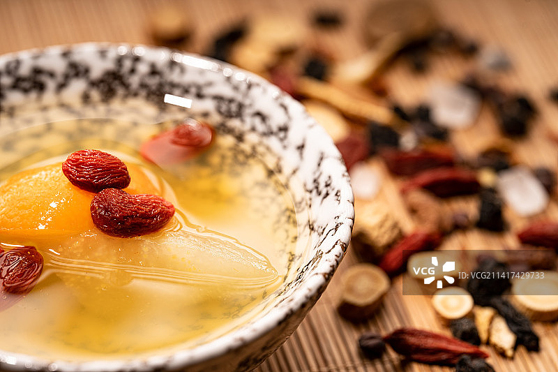 中国传统膳食甜品雪梨汤图片素材