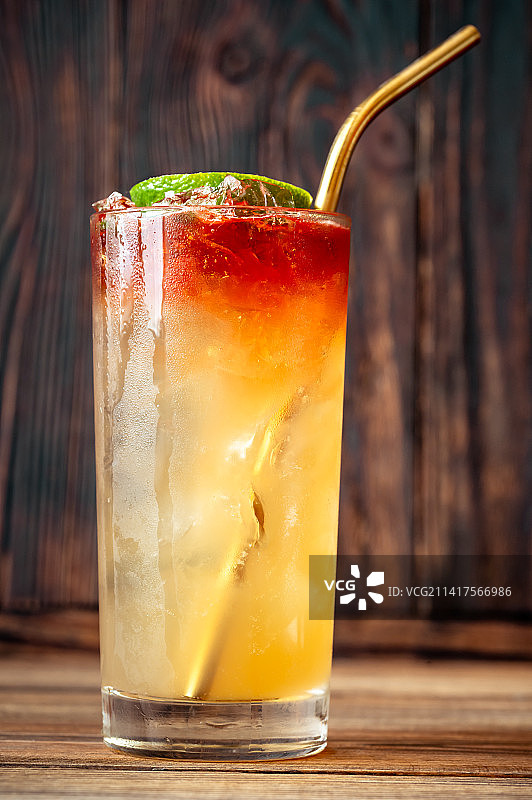 罗马尼亚桌子上的饮料特写图片素材