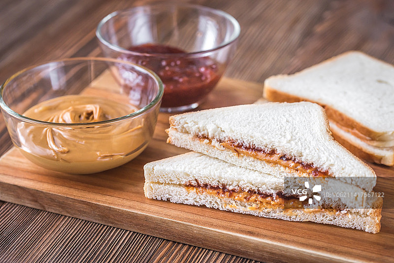 花生酱和果冻三明治图片素材