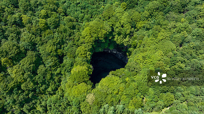 汉中天坑群图片素材