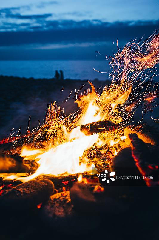 印度尼西亚夜间篝火特写图片素材