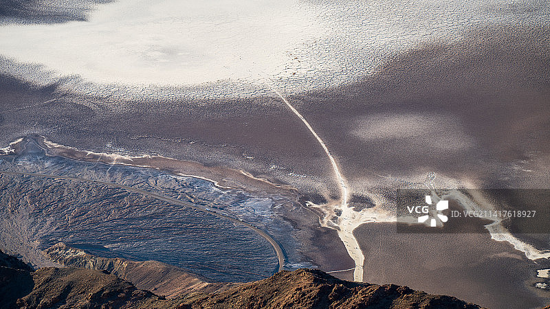美国加利福尼亚州恶水盆地景观鸟瞰图图片素材