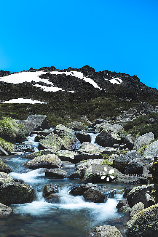 科希丘兹科国家公园岩石溪流风光，澳大利亚新南威尔士州图片素材