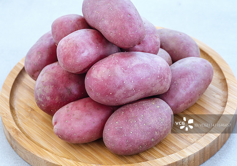 红土豆堆图片素材