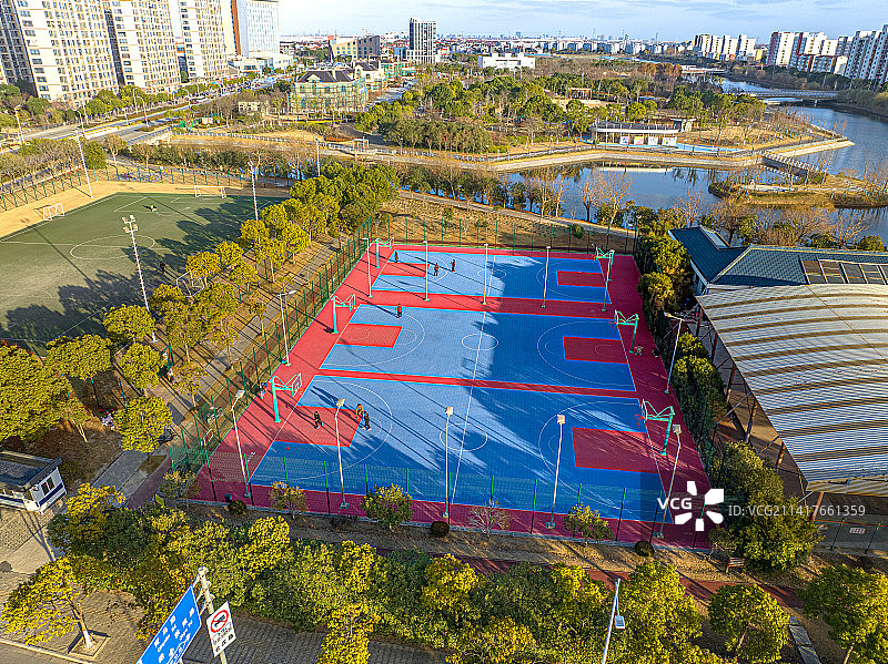 临港滨河文化公园篮球场 滨河健身点 市政设施 公共建筑 开放空间 泥城镇社区配套 临港产业社区图片素材