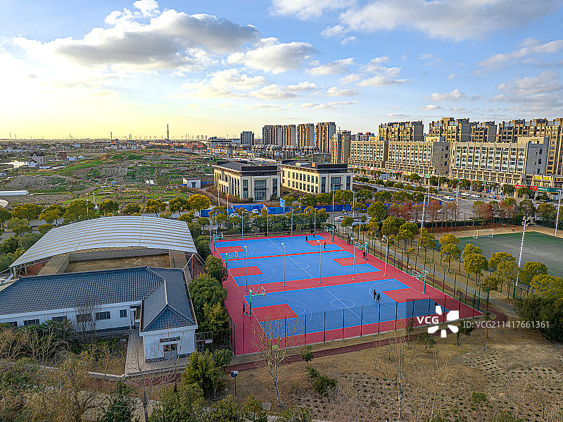 临港滨河文化公园篮球场 泥城镇滨河健身点 市政设施 公共建筑 开放空间 社区配套 临港产业社区图片素材