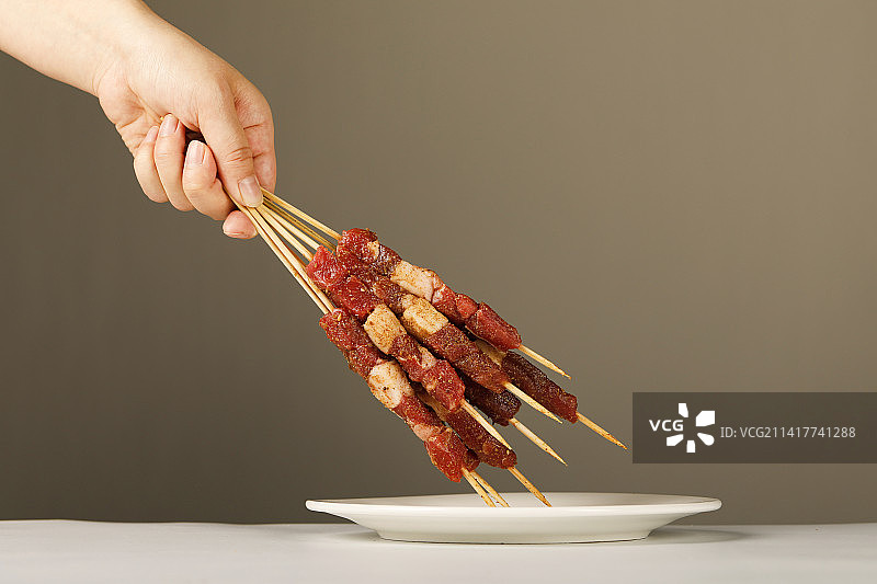 食物 烧烤羊肉串 夜宵 美食 静物摄影图片素材