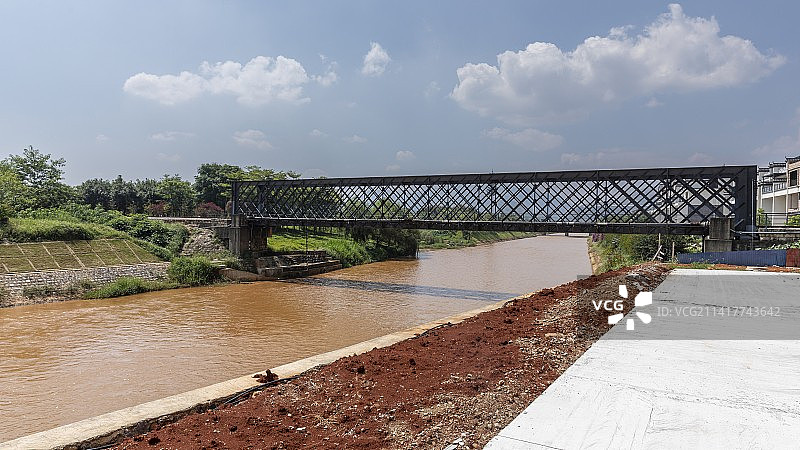 云南开远滇越铁路木花果大花桥图片素材