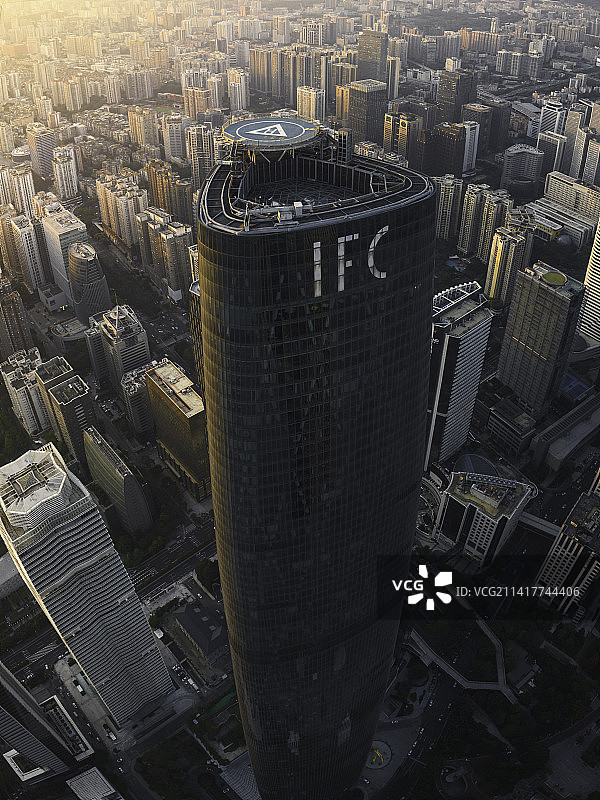 落日西塔图片素材