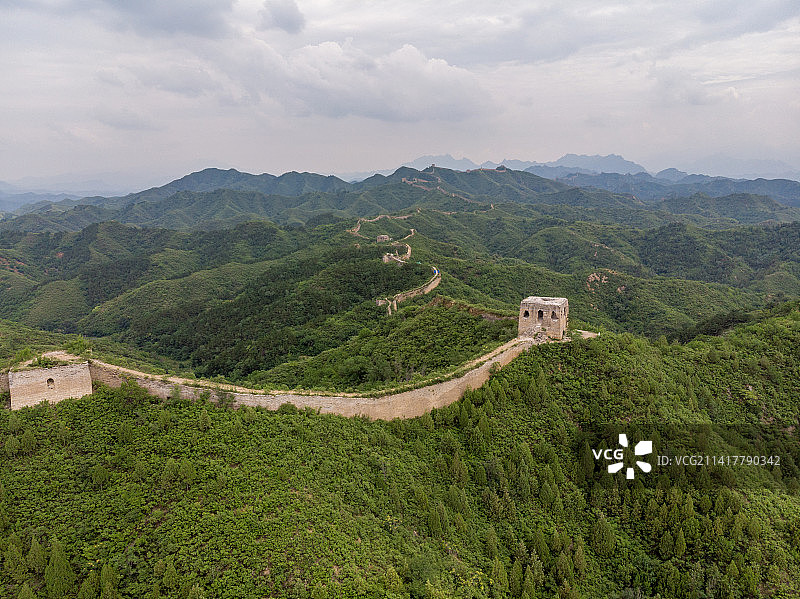 夏天古北口长城航拍风景图片素材
