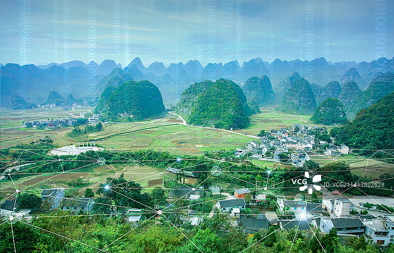 偏远山区信息化物流建设乡村数字互联网传输中心助力农村经济发展农产品蔬菜果实畜牧家畜运输生产销售运输图片素材