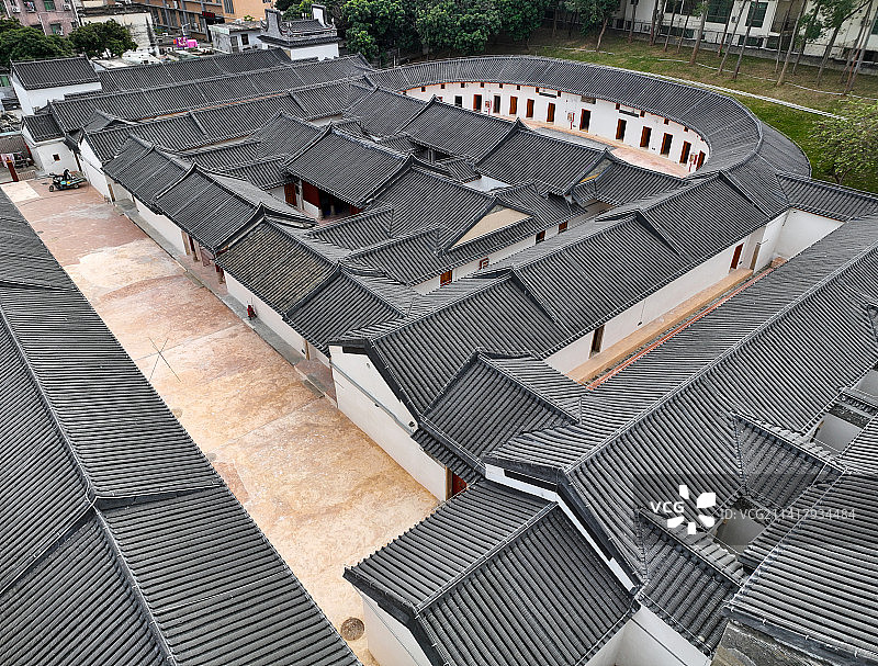 广东省深圳市龙岗区正埔岭世居客家围屋航拍图片素材
