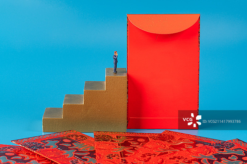 办公室职员领年终奖创意微缩景观图片素材