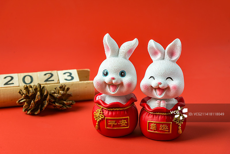 2023兔年春节红色背景图片素材