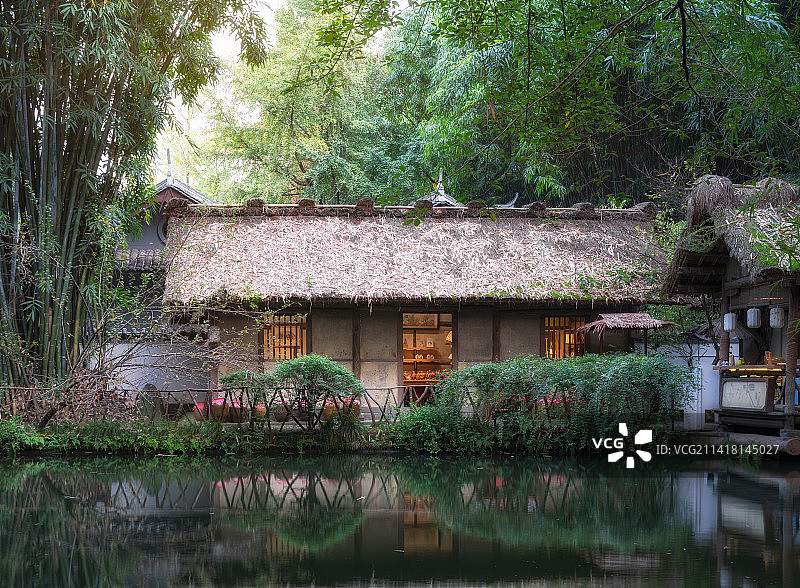 中国成都杜甫草堂博物馆茅屋故居景区风光图片素材