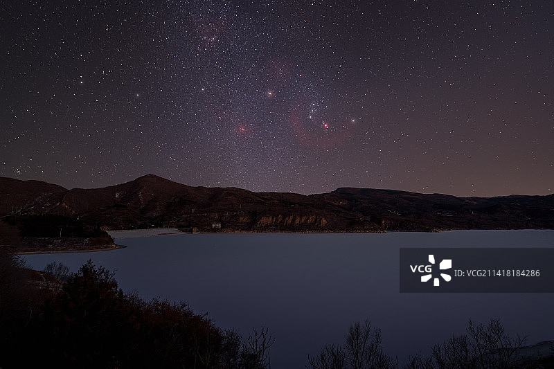 白河堡水库的星空图片素材
