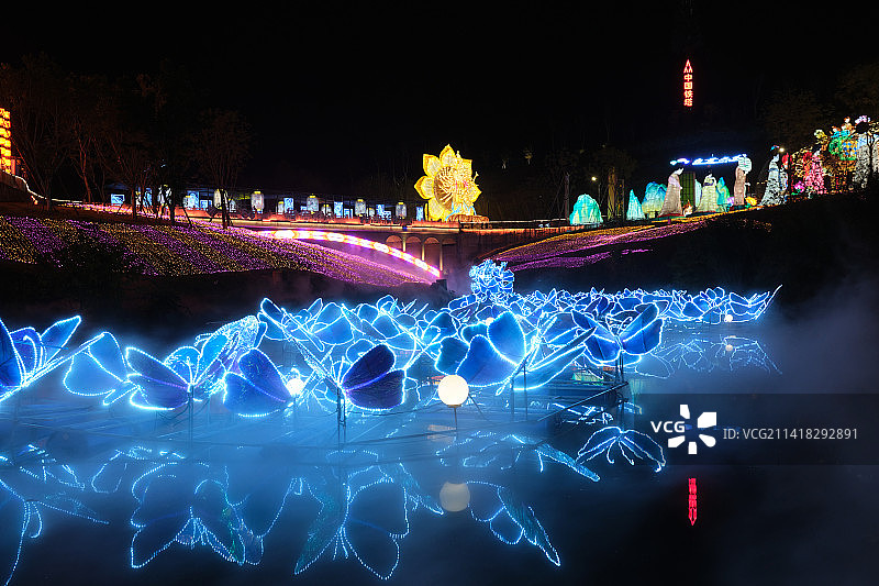 中国彩灯大世界第29届自贡国际恐龙灯会图片素材