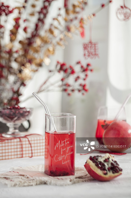 石榴汁-红红火火图片素材