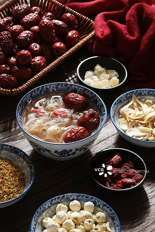 红枣莲子羹图片素材
