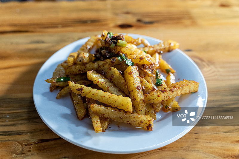 云南小吃炸土豆图片素材