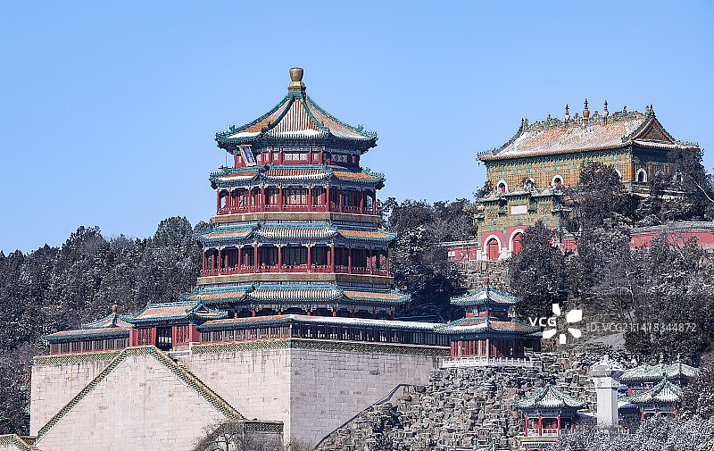 西山晴雪图片素材