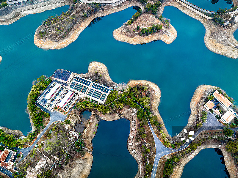 湖北省咸宁市赤壁市水库 湖泊 岛屿航拍图片素材
