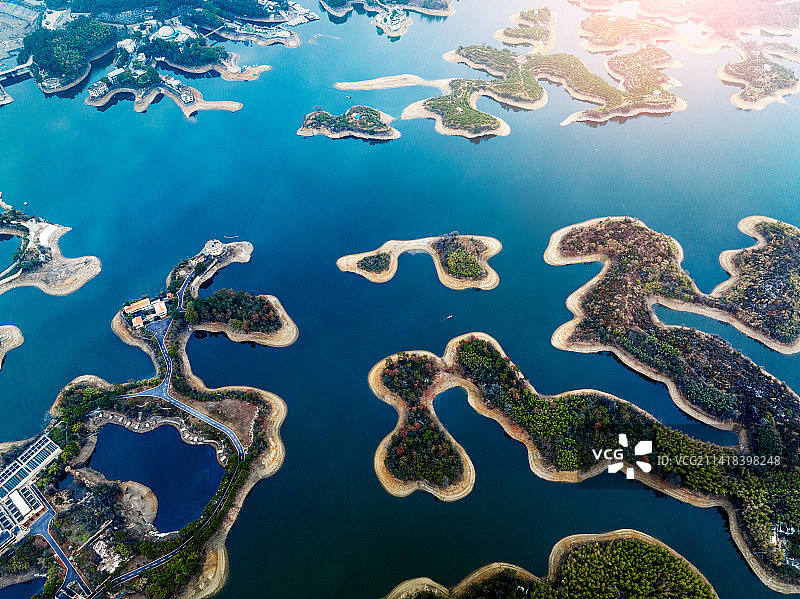 湖北省咸宁市赤壁市水库 湖泊 岛屿航拍图片素材