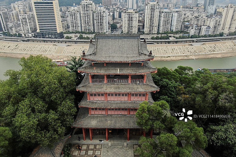 梧州河滨公园鹤岗楼图片素材