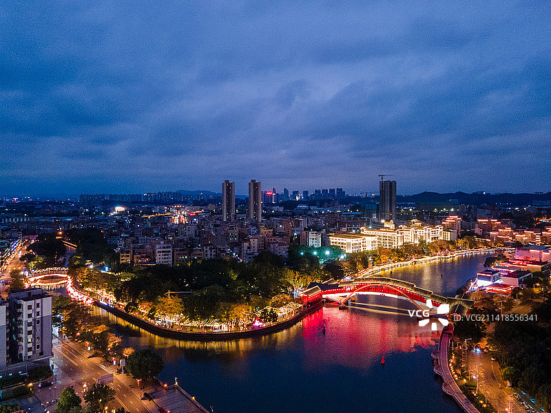 中国佛山里水梦里水乡景区水上花市夜景航拍图片素材