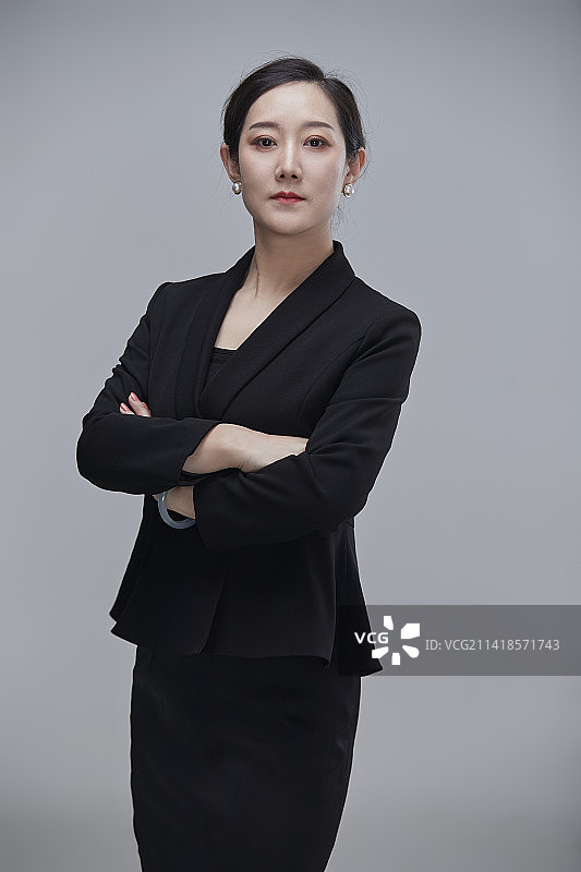 白色背景下职场职业成年女性（文员 公关）图片素材