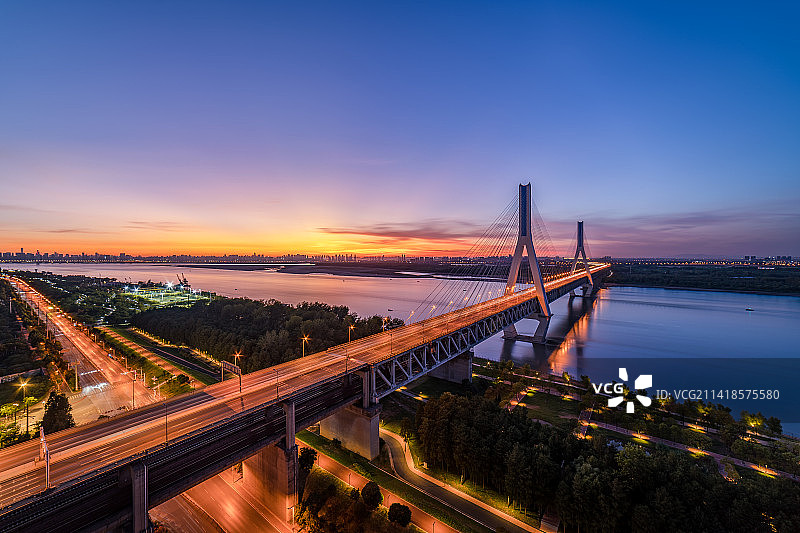 武汉二七长江大桥图片素材