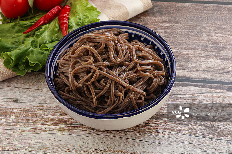 亚洲美食：碗中的荞麦面，罗马尼亚阿拉德图片素材