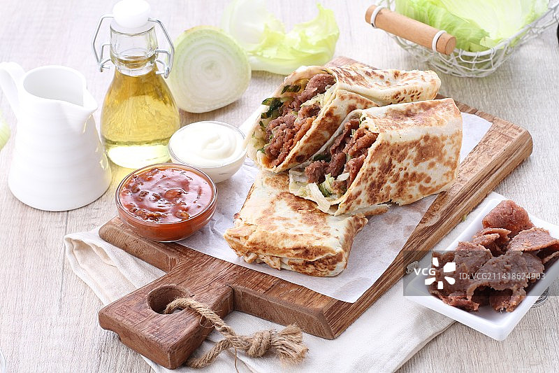 餐桌上的食物（高角度拍摄），印度尼西亚图片素材