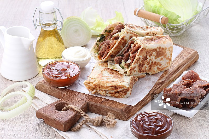 餐桌上的食物（高角度拍摄），印度尼西亚图片素材