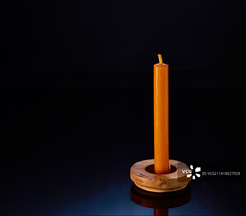 尚未点燃的蜡烛，德国卡尔斯泰特百货图片素材